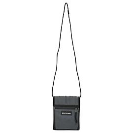 Borsa a tracolla Explorer Pouch di Balenciaga in poliamide grigia