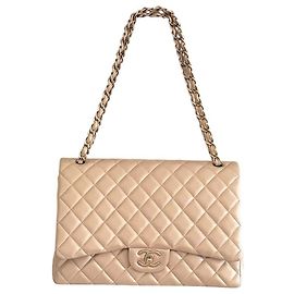 Borsa Chanel Maxi Double Flap Beige in Pelle