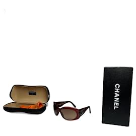 Occhiali da sole vintage Chanel CC rossi