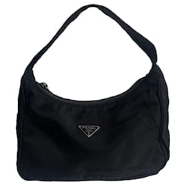 Borsa Prada nera in Re-Nylon