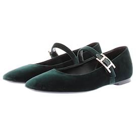Hermès Grüne Samtballerinas