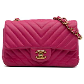 Chanel Mini Rectangular Rosa Clásico Chevron de Piel de Cordero con Solapa Simple