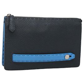 Borsa Clutch Celeria in Pelle Nera FENDI Auth bs25137