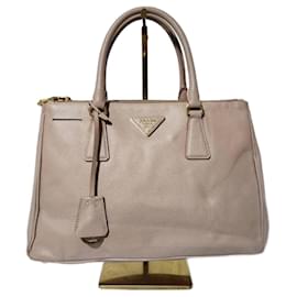 Prada Saffiano Lux Leder kleine Galleria Doppelreißverschluss Tote Bag, hellrosa