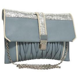Bolsa de ombro de couro Matelassé Miu Miu com corrente, azul claro Auth 121929