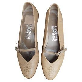 Bailarinas Salvatore Ferragamo Audrey de piel de lagarto beige