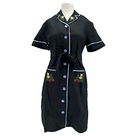 Autre Marque HELMSTEDT Kurzes schwarzes Kleid mit blauen Akzenten und Bindegürtel
