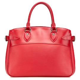 Louis Vuitton Passy PM in Epi rosso
