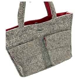 Borsa tote Longchamp in lana bouclée grigia – interno rosso, modello raro ed elegante