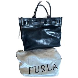 Borsa tote Furla in pelle nera liscia con dustbag – Eleganza senza tempo