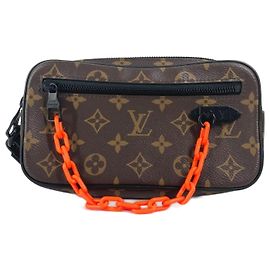Bolso Clutch Volga Monograma Solar Louis Vuitton