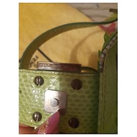Autre Marque Borsa Fendi Baguette con paillettes verde