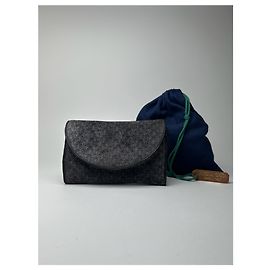 Clutch in suede vintage Bottega Veneta blu navy e bianco