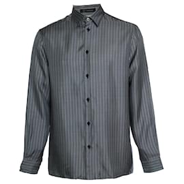 Camisa con estampado greca en blanco y negro de Versace