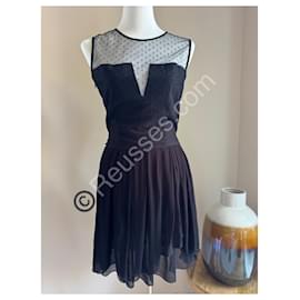 Schwarzes Kleid MAJE – Größe 2 - Transparente Plumetis & fließender Rock