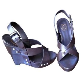 Mule con zeppa Ash Lucy in pelle marrone
