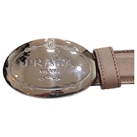 Prada Gürtel aus beige Saffiano Leder