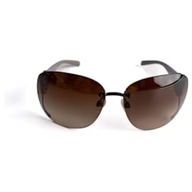 Chanel Camelia Shield Acetat-Sonnenbrille lila