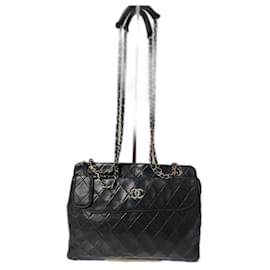 Prada CHANEL Vintage Lammnappa gesteppte Einkaufstasche Schwarz