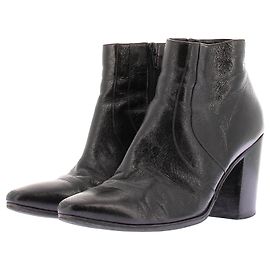 Saint Laurent Botines de tacón de cuero