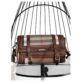 Nuova borsa Burberry Bridle Doyle con etichetta in pelle di coccodrillo color cognac