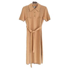 Chanel Novo Paris / Cuba Bege Vestido Cinturado 38 FR