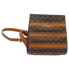 Céline Zaino in tela Macadam CELINE in pelle PVC marrone oro Auth 124609