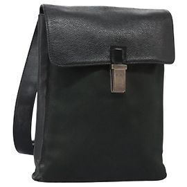 LOUIS VUITTON Bolsa de Hombro Taiga Saratov GM Ardoise M30892 LV Auth bs25513