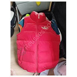 Abrigo Adidas para mujer, nuevo sin etiquetas