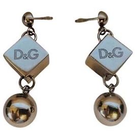 Leckere ikonische Ohrringe von DOLCE & GABBANA mit Würfeln und Kugeln