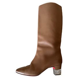 Botas de cuero Christian Louboutin Beige Talla 37