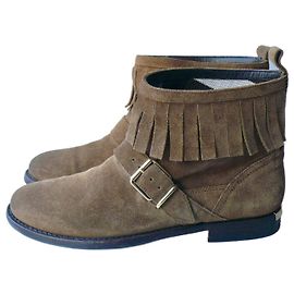 Botas de ante color camel fawn de BURBERRY talla 39 IT en muy buen estado