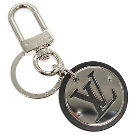 LOUIS VUITTON LV Circle Schlüsselanhänger Metall Silber M67362 LV Auth 123587M
