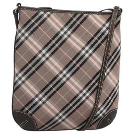 Borsa a spalla Burberry Nova Check Blue Label in tela rosa Auth 123035