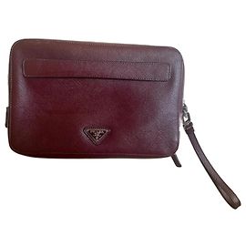 Valigetta Prada in pelle Saffiano viola