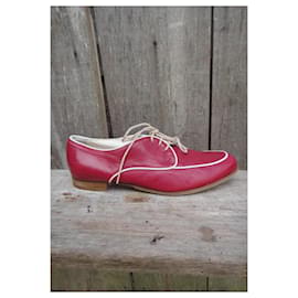 Décolleté Carel in pelle di agnello rossa