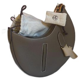Borsa a mano Hermès Little Arch in pelle taupe