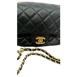 Chanel Mini Borsa a Soffietto Nera in Pelle Esotica