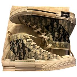 Sneaker Christian Dior B23