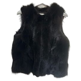Ärmellose Jacke Joseph aus Kojotenfell