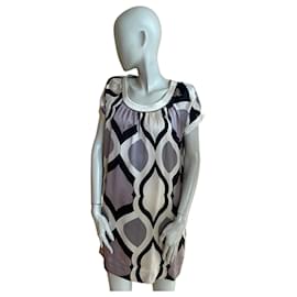 Vestido de seda Sandro con motivos geométricos