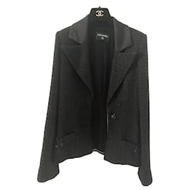Schwarze Chanel-Jacke aus Tweed