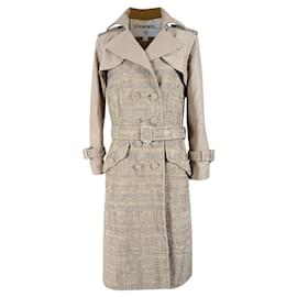 Chanel Abrigo de tweed beige con cinta 34 FR