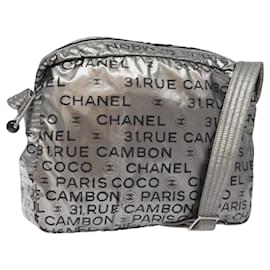 CHANEL Bolsa de Hombro Ilimitada de Nylon Plateada CC Auth 123569