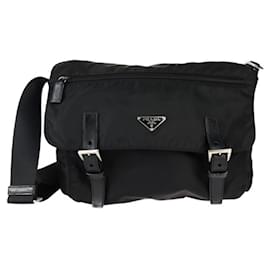 Borsa a tracolla in nylon e pelle nera Prada