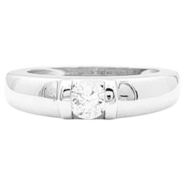 Anillo Chaumet, "Gioia", oro blanco, diamante.