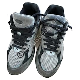 Zapatos New Balance para hombre en buen estado