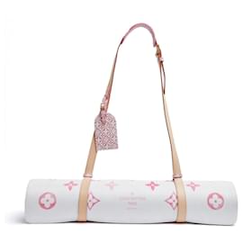 Set di Tappetino da Esercizio e Cinghia LV Monogram Rosa di Louis Vuitton Nuovo