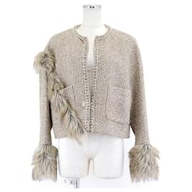 Chaqueta Chanel sin cuello de tweed y piel sintética con purpurina