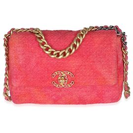Borsa Chanel 19 in tweed trapuntato rosa corallo media